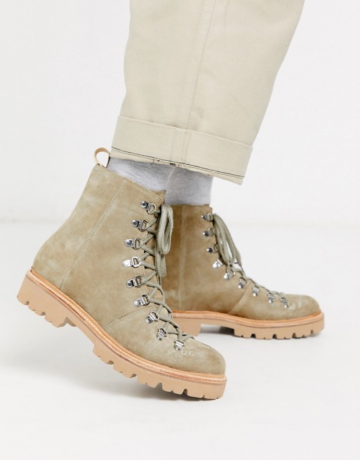 Grenson brady hiker boots in beige suede