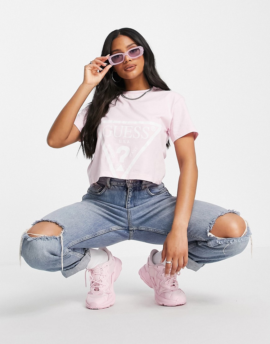 Guess cropped logo t-shirt in pink