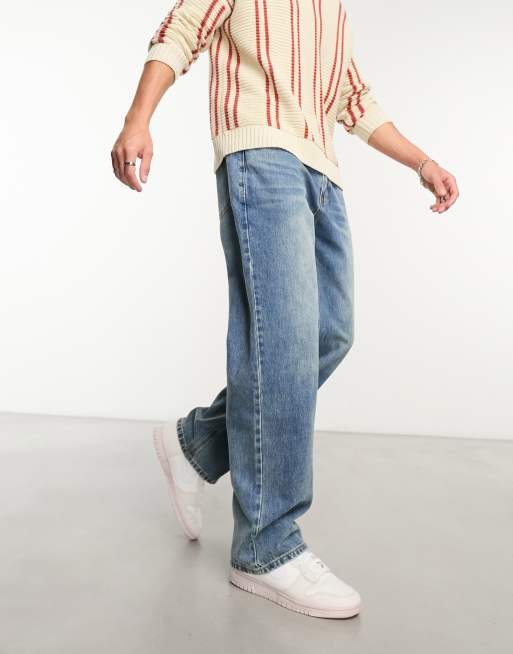 GUESS Originals – Locker geschnittene Jeans in mittlerer Waschung