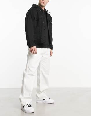 Guess Originals relaxed jeans in white - ASOS Price Checker