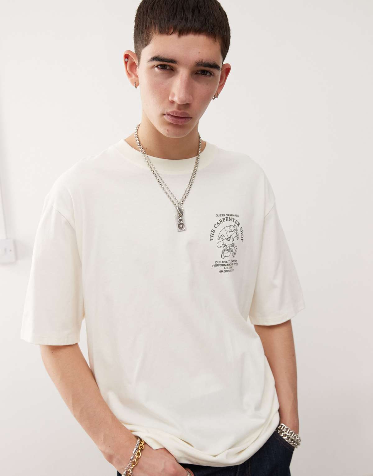 Guess Originals t-shirt in white with carpenter shop chest and back print