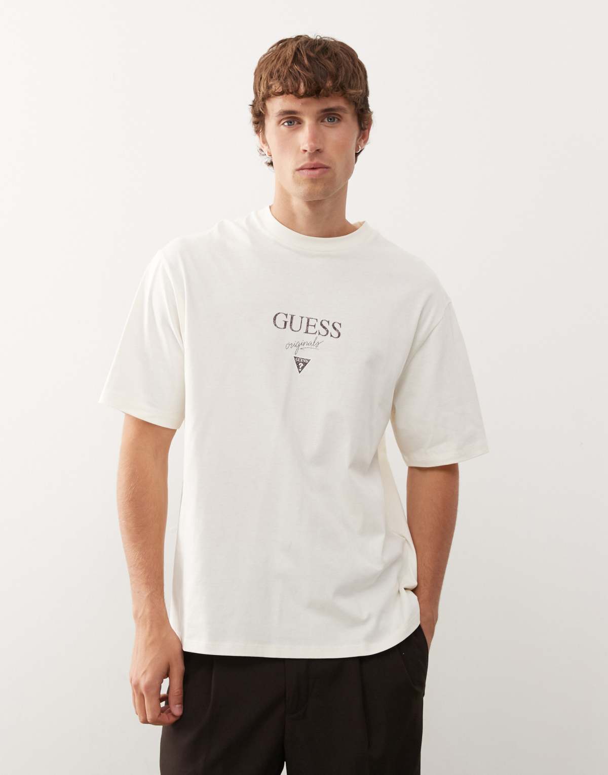 Guess Originals t-shirt with printed baker logo in off white
