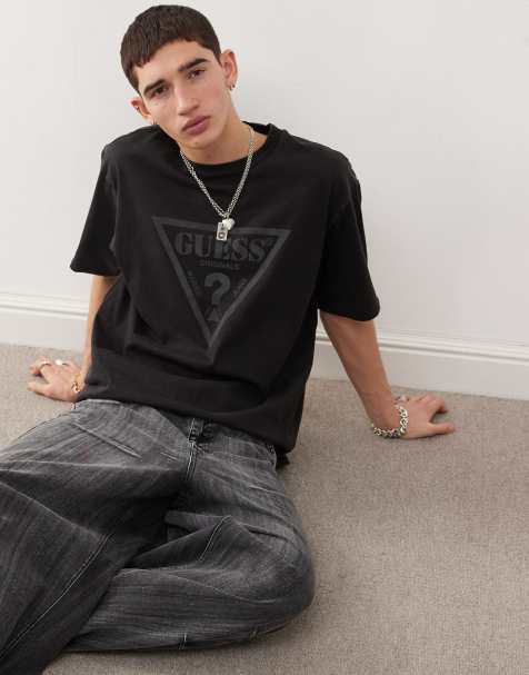 Guess Originals triangle t-shirt in black - view 1