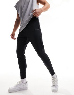 Gym King Uprising joggers in black
