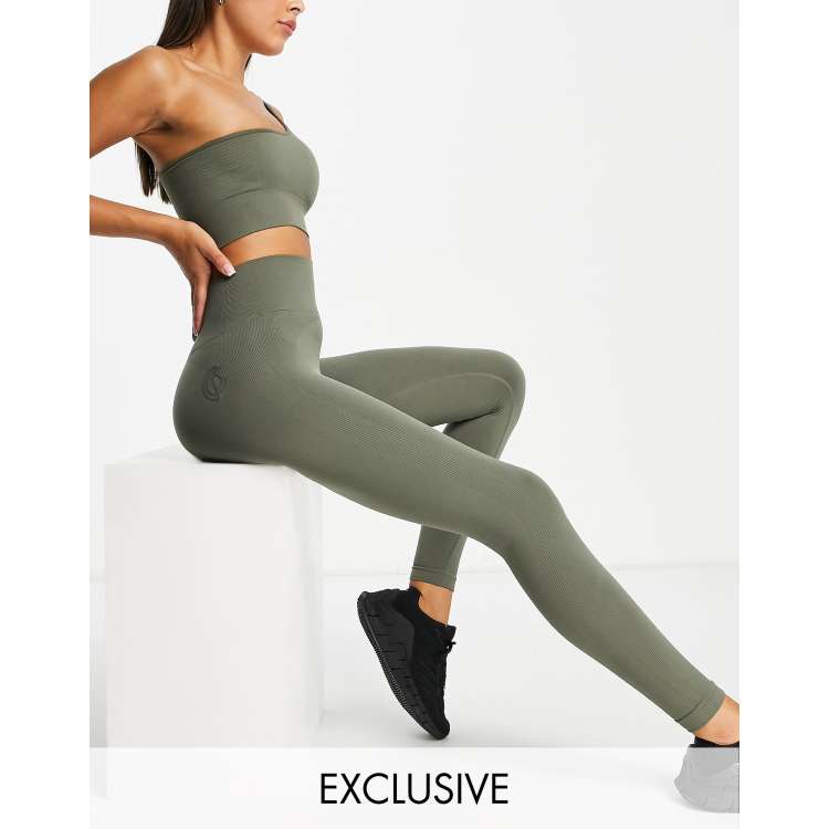 Womens - Flow Seamless Leggings - Khaki – GymPro Apparel