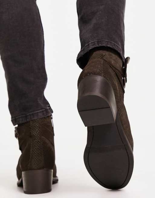 H By Hudson Asher Cuban Bruna chelseaboots i mocka med remmar endast hos ASOS ASOS