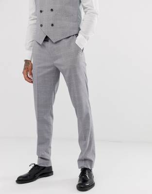 light gray pants black shoes