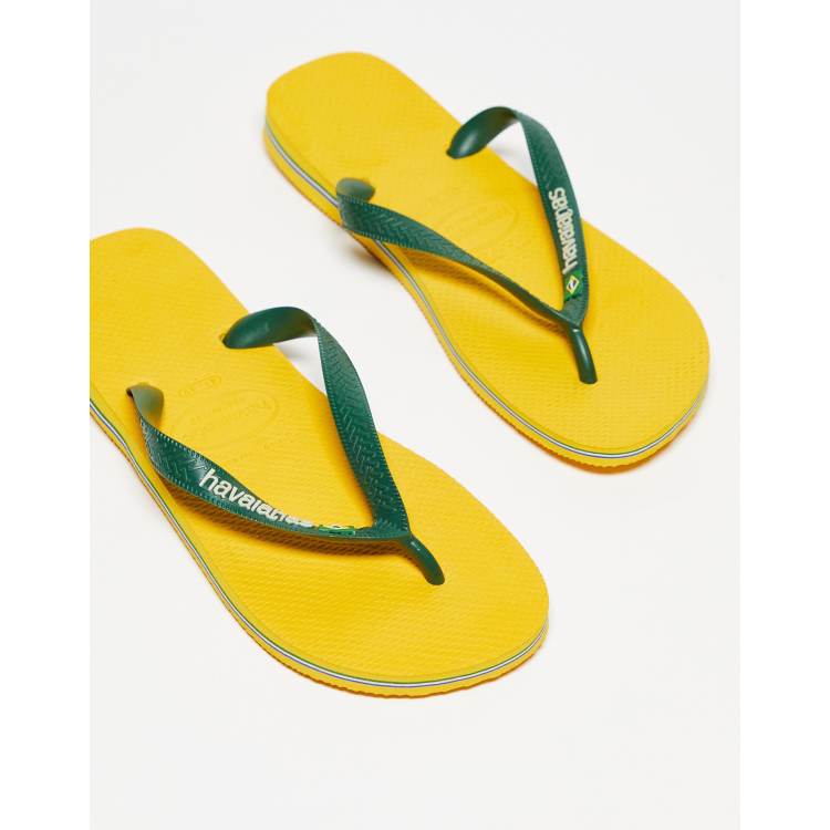 Havianas brasil logo flip flops in red and blue