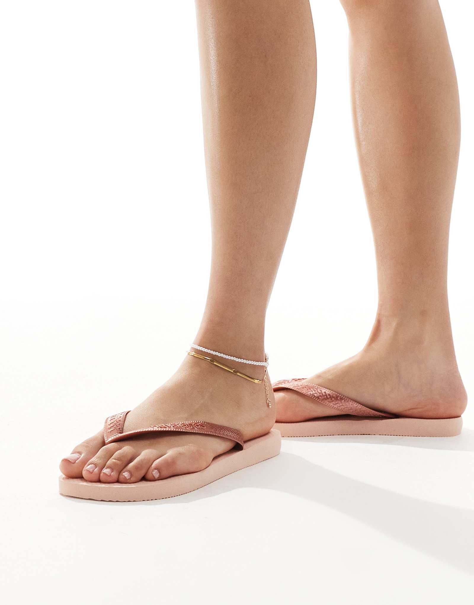 Вьетнамки Havaianas цвета балетной розы