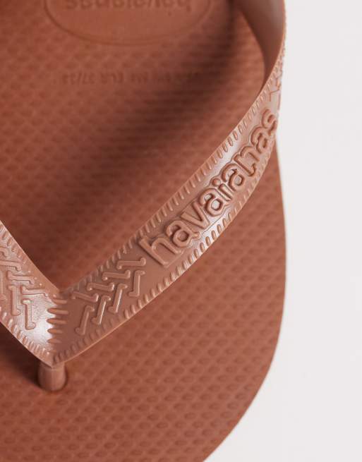 Havaianas flip flops in brown, 2 of 4