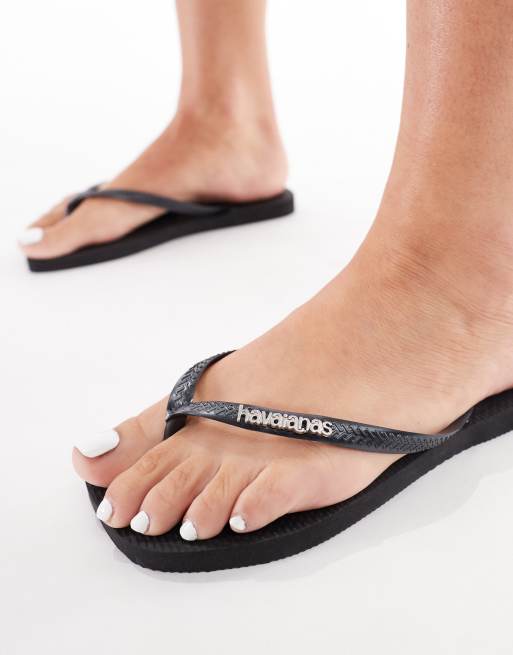 Havaianas metalic logo square toe flip flops in black, 2 of 4