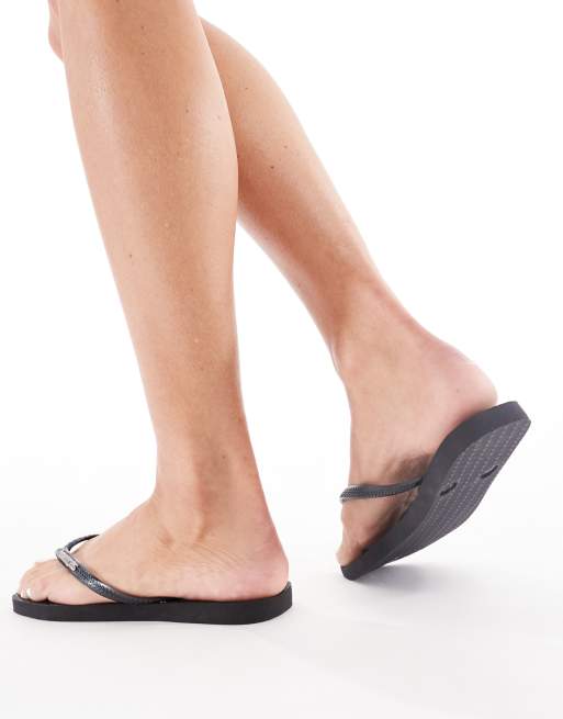 Havaianas metalic logo square toe flip flops in black, 3 of 4