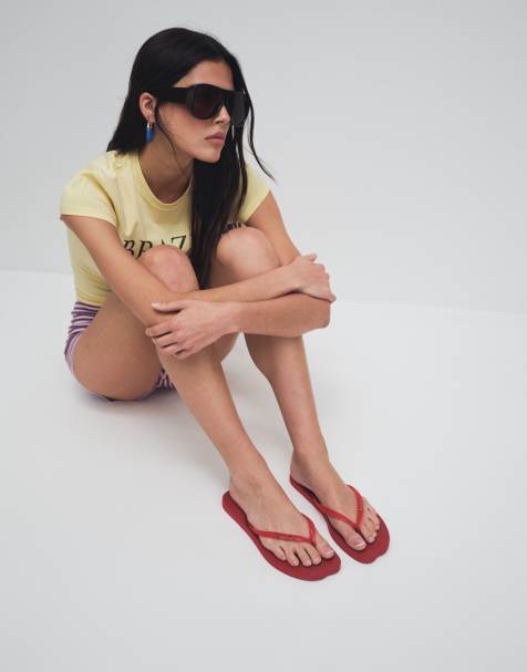 Havaianas – Schmale Zehenstegsandalen in Rot - view 1