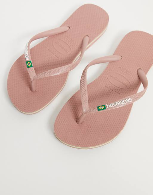 Havaianas Women's Brasil Logo Thong Flip Flop : Havaianas: :  Clothing, Shoes & Accessories