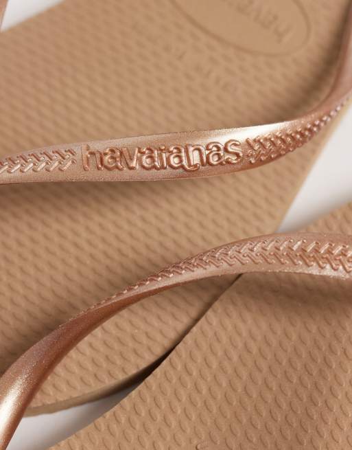 Havaianas - Smalle teenslippers in goud, 2 van 4