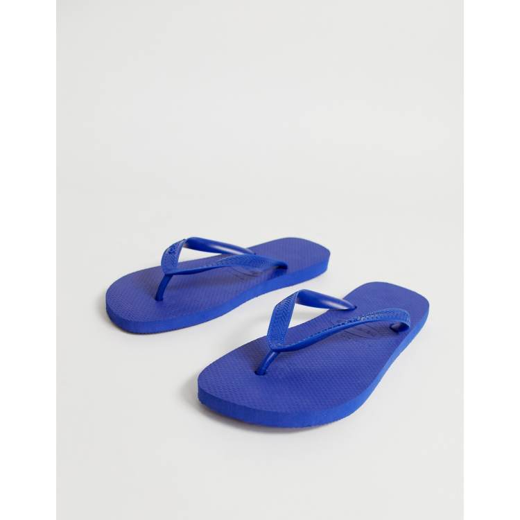 Royal blue best sale flip flops