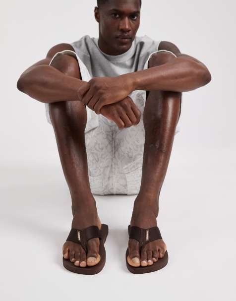 Havaianas – Urban Basic – Zehenstegsandalen in Braun - view 1