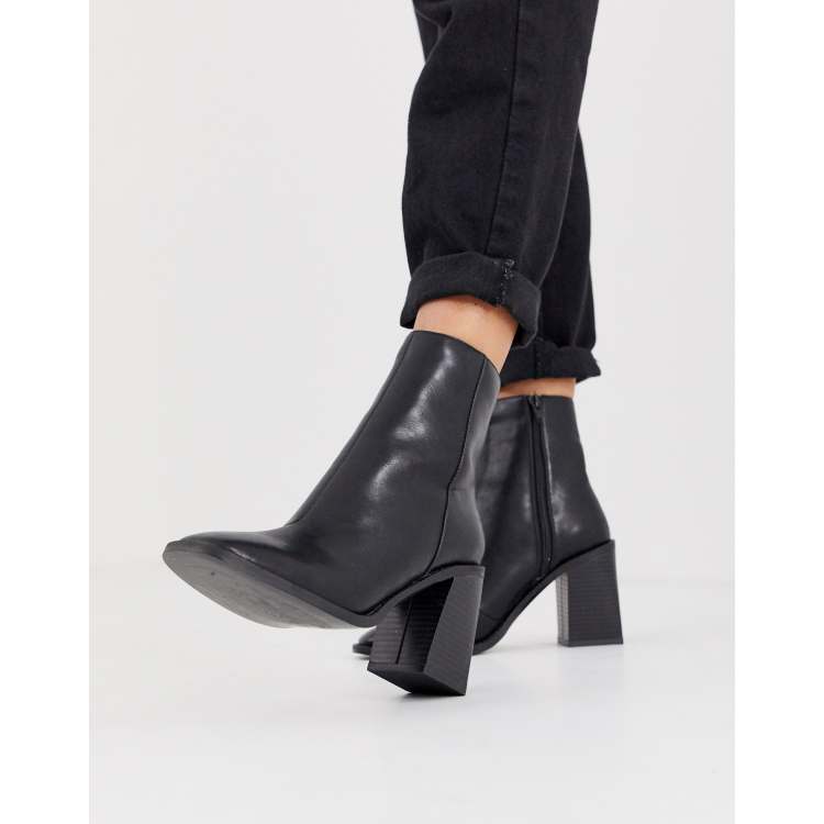 Head over store heels grey boots