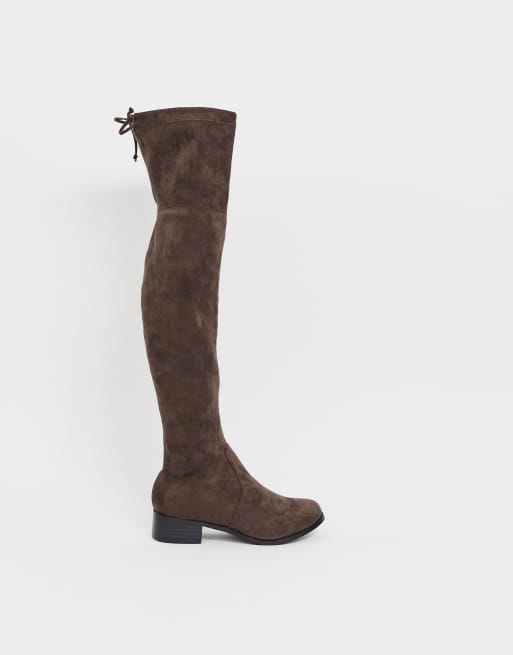 Head over heels over the store knee boots