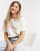 Thumbnail 1 van 4