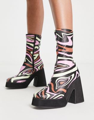  chunky platform sock boots in marble print