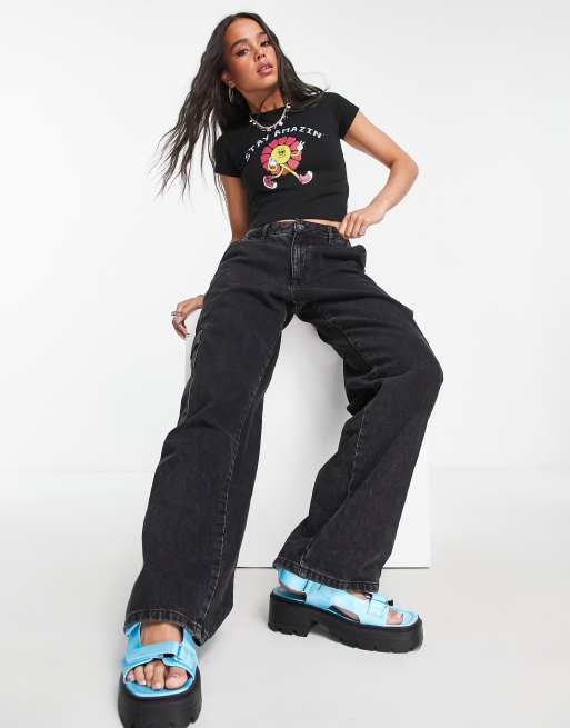 Heartbreak cropped t-shirt with stay amazin' print in black, 3 of 4