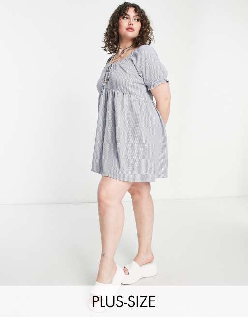 Heartbreak Plus – Hängerkleid in Blau kariert