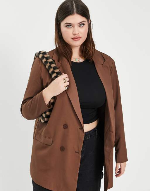 Heartbreak Plus oversized dad blazer in chocolate brown, 2 of 4