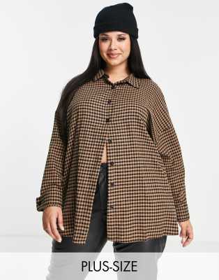 Heartbreak Plus oversized shirt in 