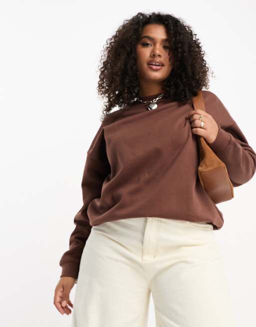 Heartbreak Plus sweatshirt in chocolate brown