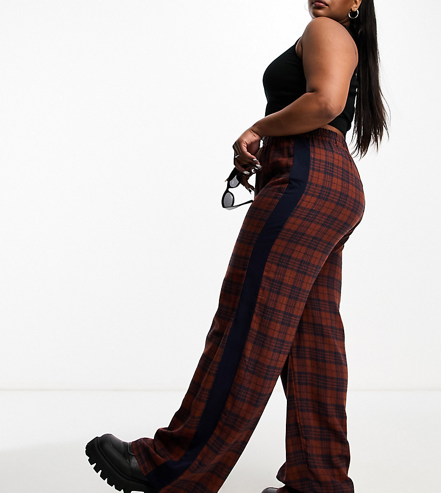 Heartbreak Plus wide leg trousers in brown and navy check