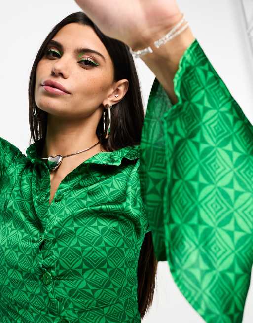 Heartbreak - Satijnen overhemd met slangenprint in groen, deel van co-ord set, 3 van 4