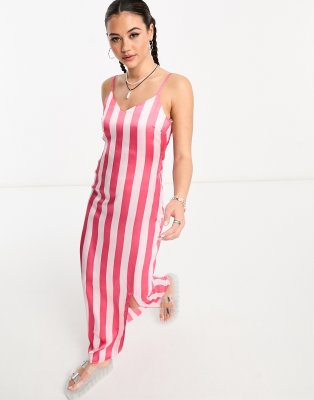 Heartbreak satin cami maxi dress with side split in pink stripe φωτογραφία