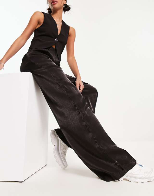 Heartbreak satin drawstring wide leg pants in black