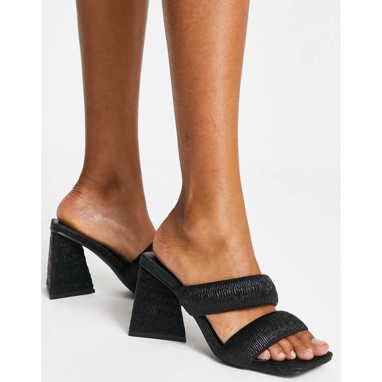 Black round hot sale toe mules