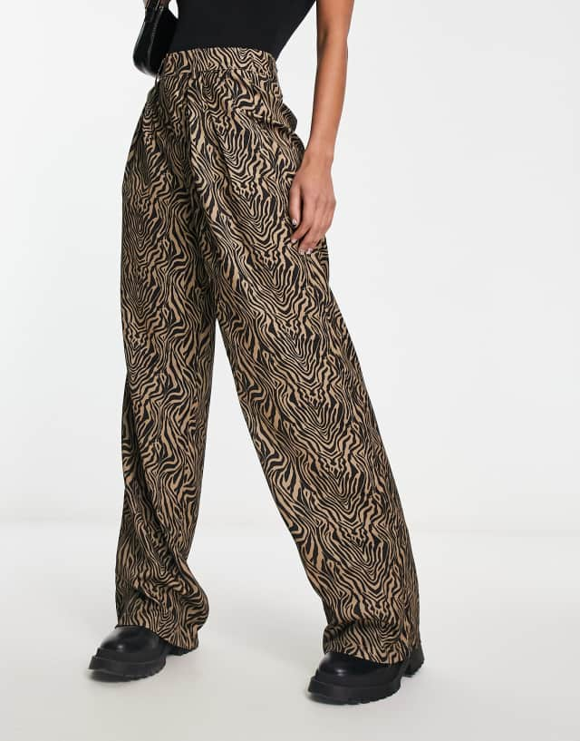 Heartbreak super wide leg pants in beige zebra print