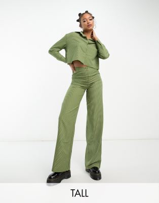 Heartbreak Tall Heartbreak Tall cropped shirt co-ord in green gingham