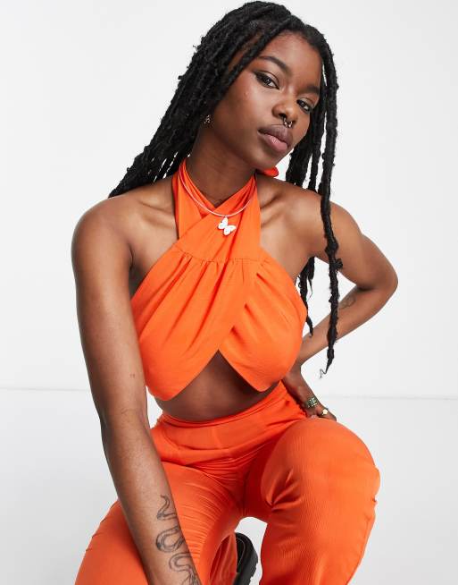 Heartbreak - Top met gekruiste halternek voor in oranje, deel van co-ord set