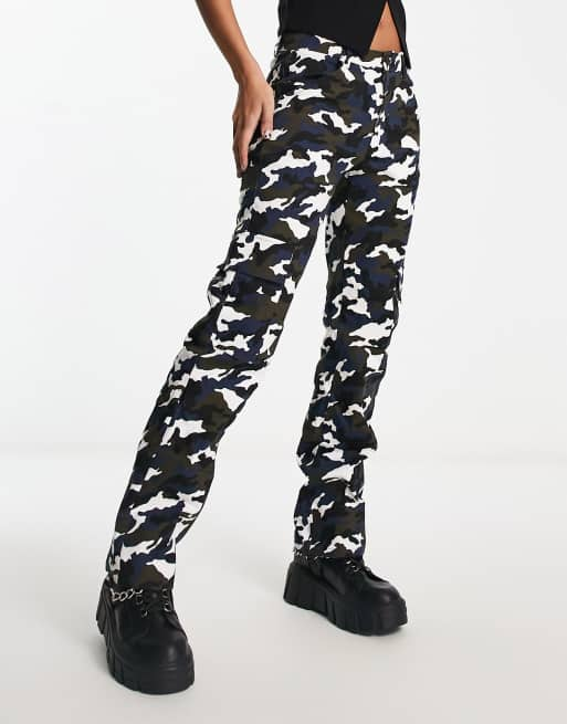 Low Rise Camo Print Cargo Pants