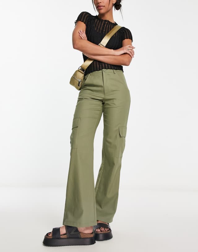 Heartbreak wide leg cargo pants in khaki