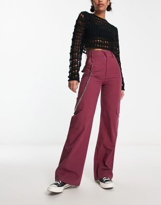 Heartbreak wide leg cargo trousers with detachable chain in burnt red