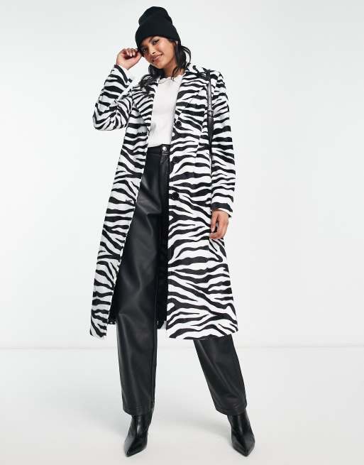 Helen Berman - Jaren 90 stijl college jas met zebraprint in multi