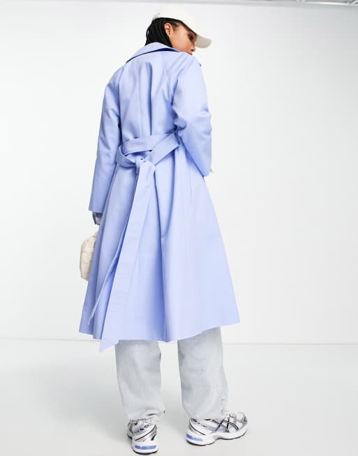 Helene Berman - Blå trenchcoat med raglanærmer og ternede detaljer, 2 af 4
