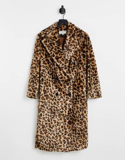 Helene Berman - Dobbeltradet frakke i imiteret pels med leopardprint