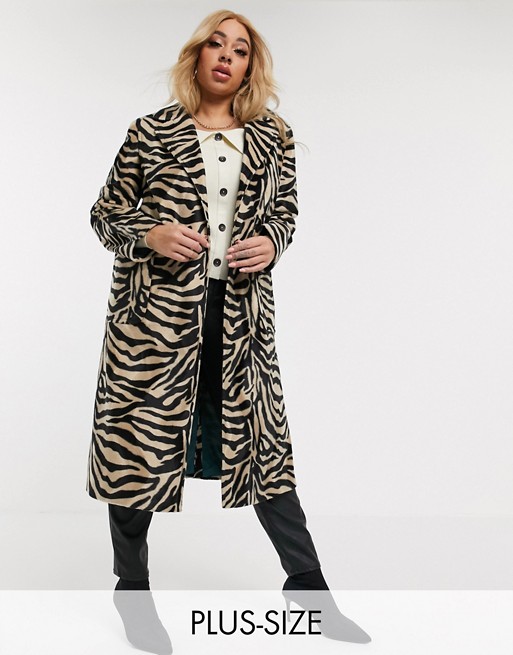Helene Berman Plus Ete Ruth coat in antelope faux fur