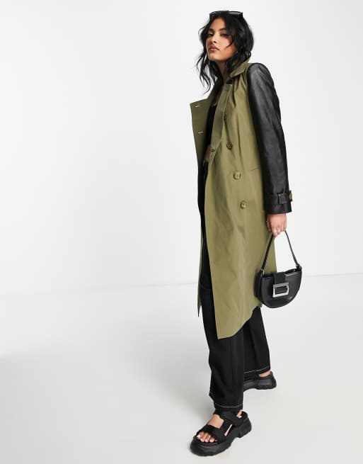 Helene Berman - Trenchcoat met contrasterende mouwen van PU in kaki