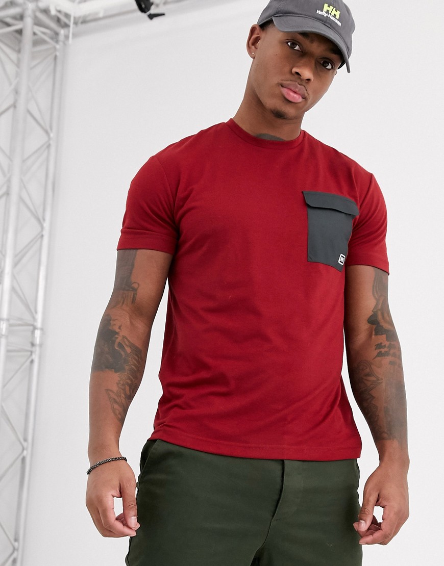 Helly Hansen Lomma t-shirt in burgundy with nylon pocket-Red