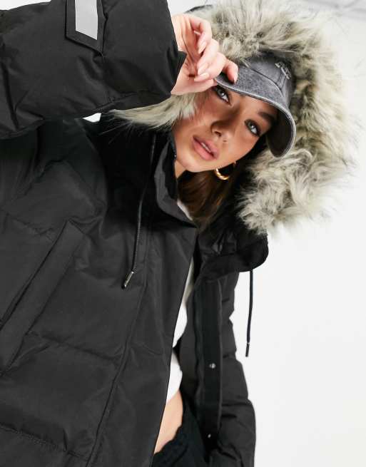 Helly hansen cheap fur hood