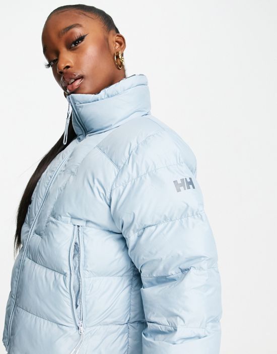 https://images.asos-media.com/products/helly-hansen-reversible-puffer-jacket-in-blue/24024928-4?$n_550w$&wid=550&fit=constrain