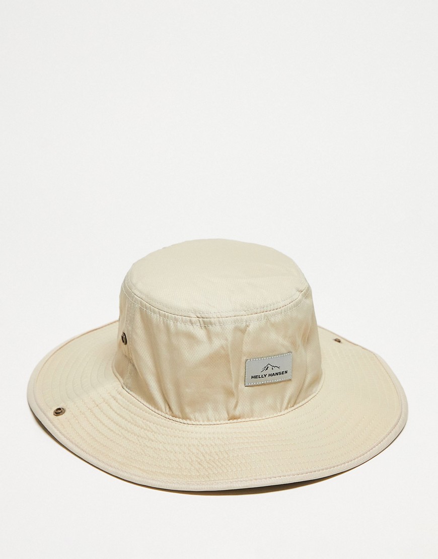 Helly Hansen Roam Bucket Hat In Cream-white